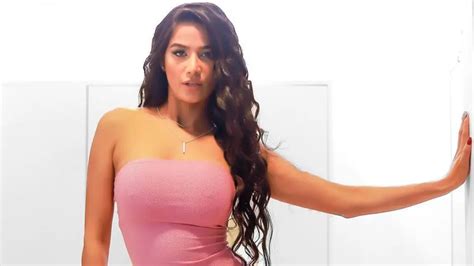 poonam pandey live porn|Poonam Pandey – Onlyfans Live Video: Story Porn